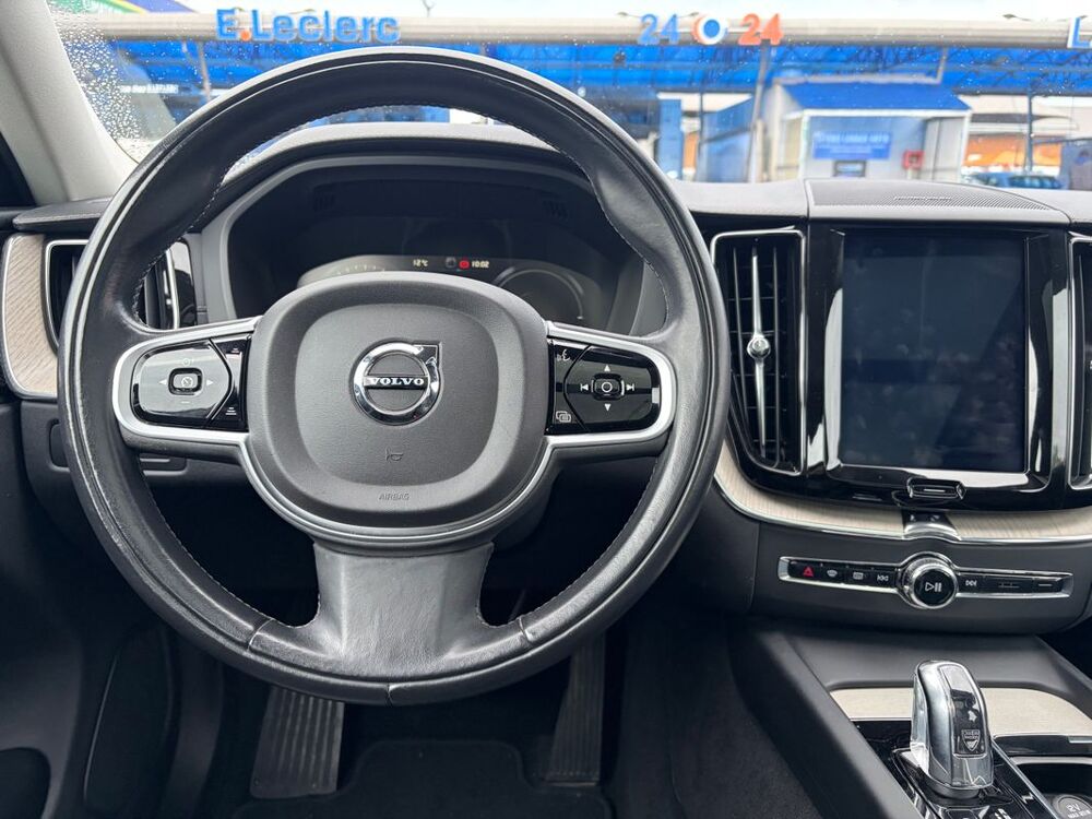 XC60 II 2.0 T8 390 Hybride AWD Geartronic8 Inscription - Automati 2018 occasion 93700 Drancy