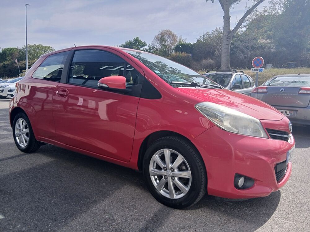 Yaris 3 1.0 VVTi 12V 69 CV 2013 occasion 31570 Lanta