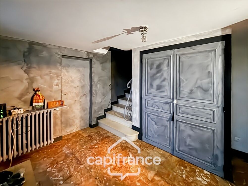 Maison de 124m² habitables à rafraichir - 5 pièces - 4 chambres - jardin, Terrain de 775 m² - FONTCOUVERTE (17)