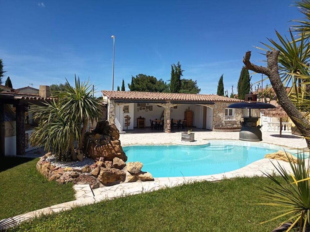 Vente Maison Maison Gignac La Nerthe 6 pièce(s) 248 m2 Gignac la nerthe