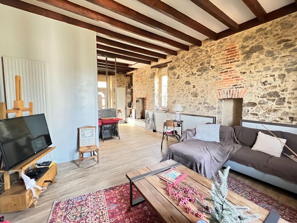 Maison de ville avec dépendance, Pouzauges