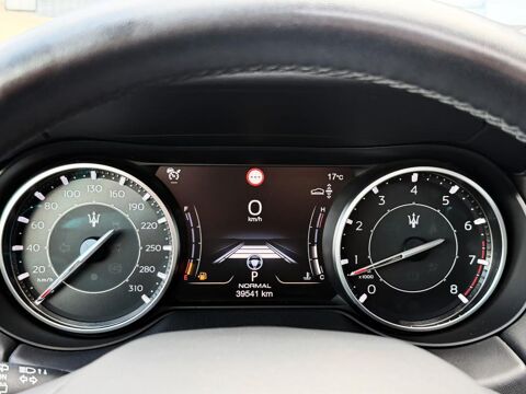 Levante 3.0 V6 Modena S – Nerissimo Paket ACC Toit Panoramique 2022 occasion 33000 Bordeaux