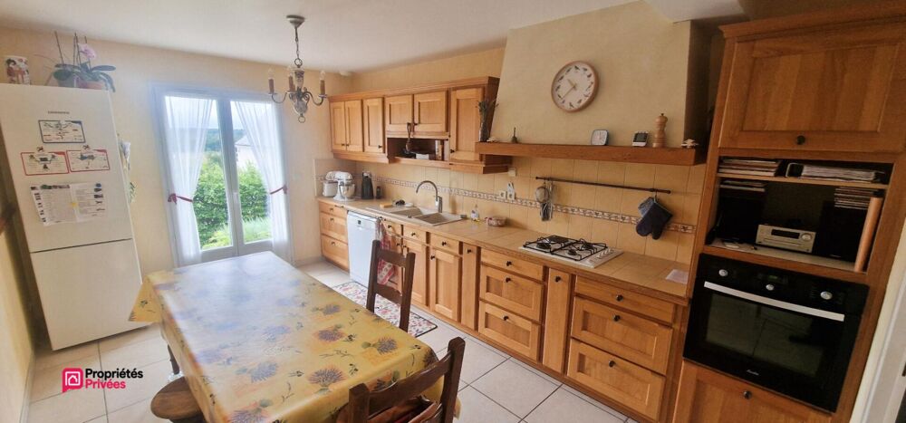 Pavillon de 139 m² - 6 pièces et 4 chambres sur sous-sol - terrain de 1486 m²