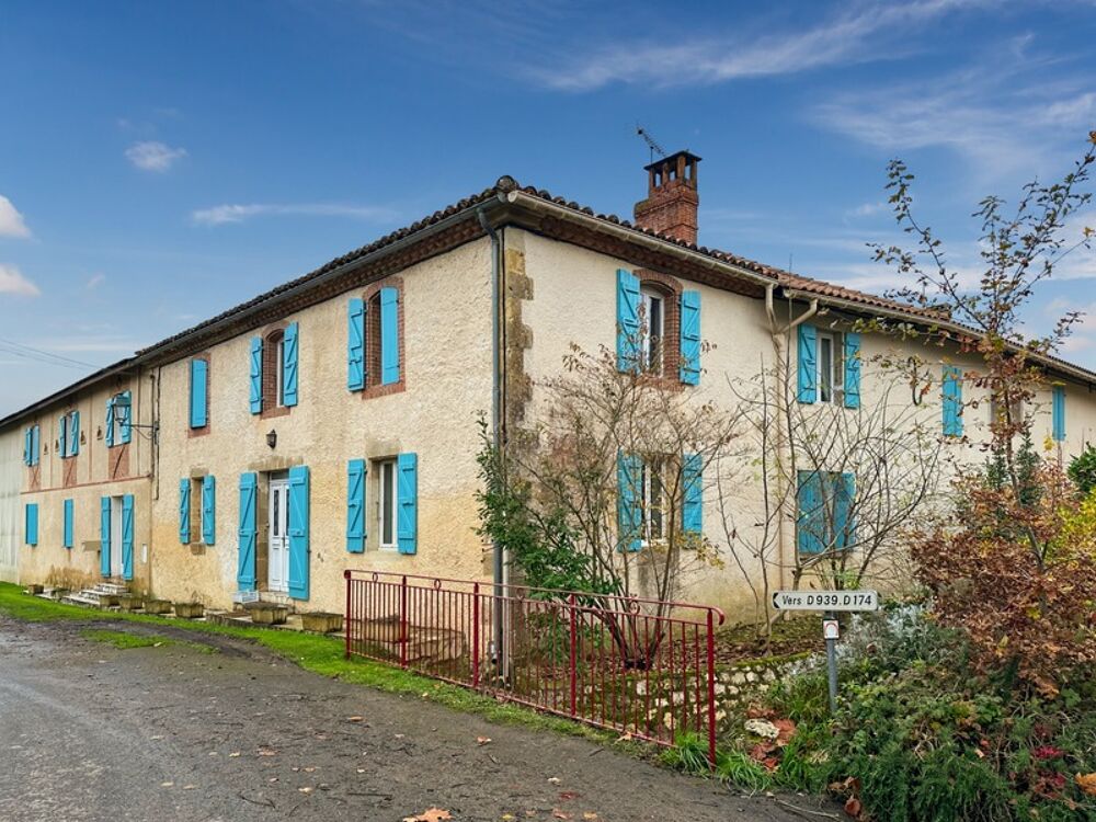 Vente Immeuble Immeuble de rapport - 580 m2 - RIGUEPEU - 4 logements avec jardin Riguepeu