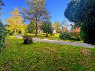  Maison � vendre 10 pi�ces 300 m�