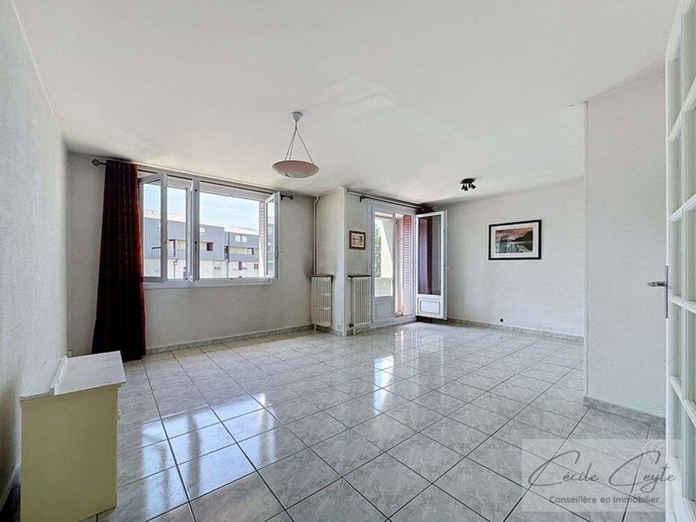 Vente Appartement Grenoble Bajatière, Chemin Vieux Dit Perrin 4 pièces avec vue dégagée sur les massifs grenoblois ! Grenoble