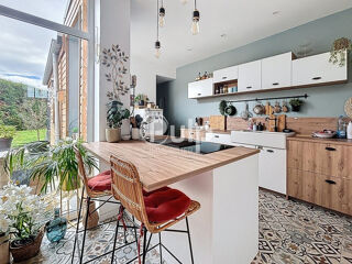  Maison � vendre 10 pi�ces 180 m�