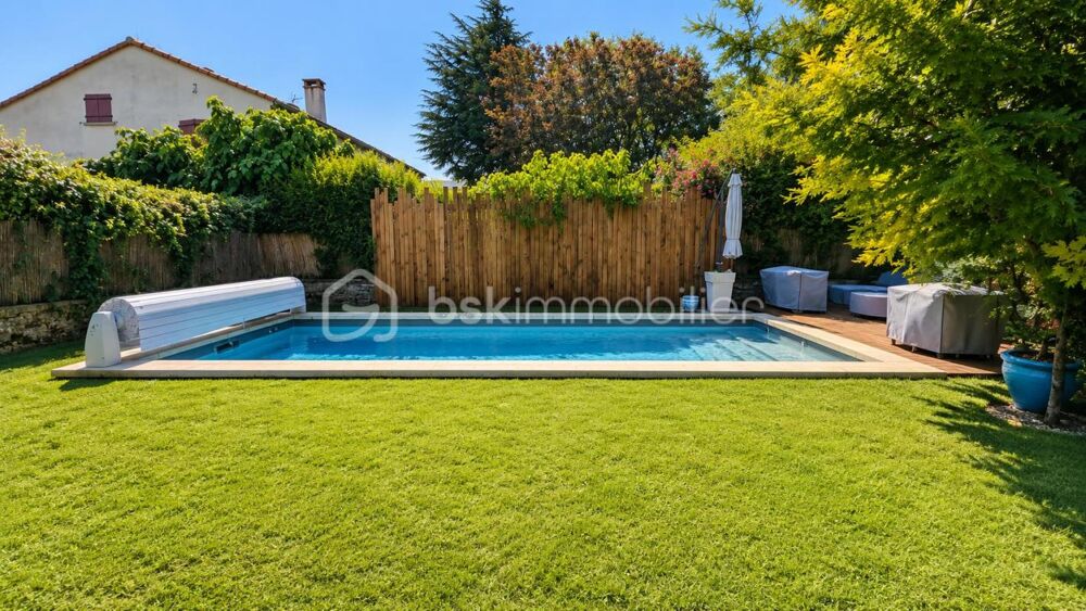 Vente Maison Montélimar – Maison de caractère rénovée avec piscine, garage et espace indépendant Montelimar