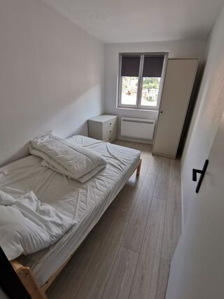  Appartement à louer 3 pièces 45 m²