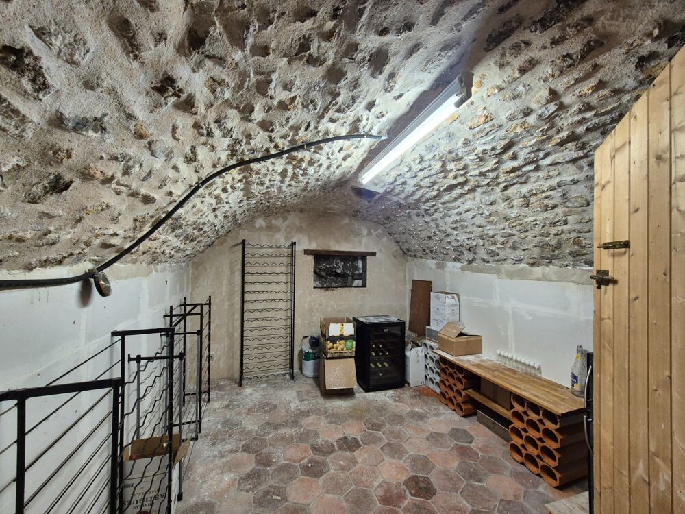 Maison à vendre 5 pièces (91)MONNERVILLE Maison en pierre avec dépendances et cave