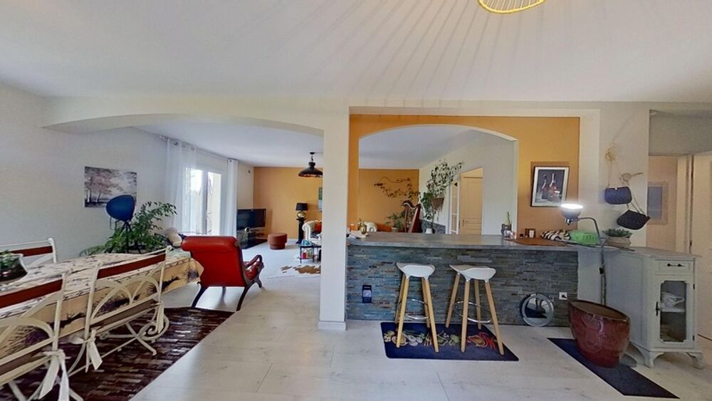 A VENDRE TOULON 83100 - MAISON FAMILIALE T6 - COUP DE COEUR ASSURÉ