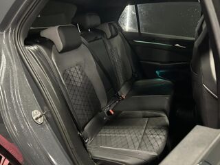 Golf 2.0 TDI 16V 150CV DSG7 R-Line 1st 2021 occasion 74330 Poisy