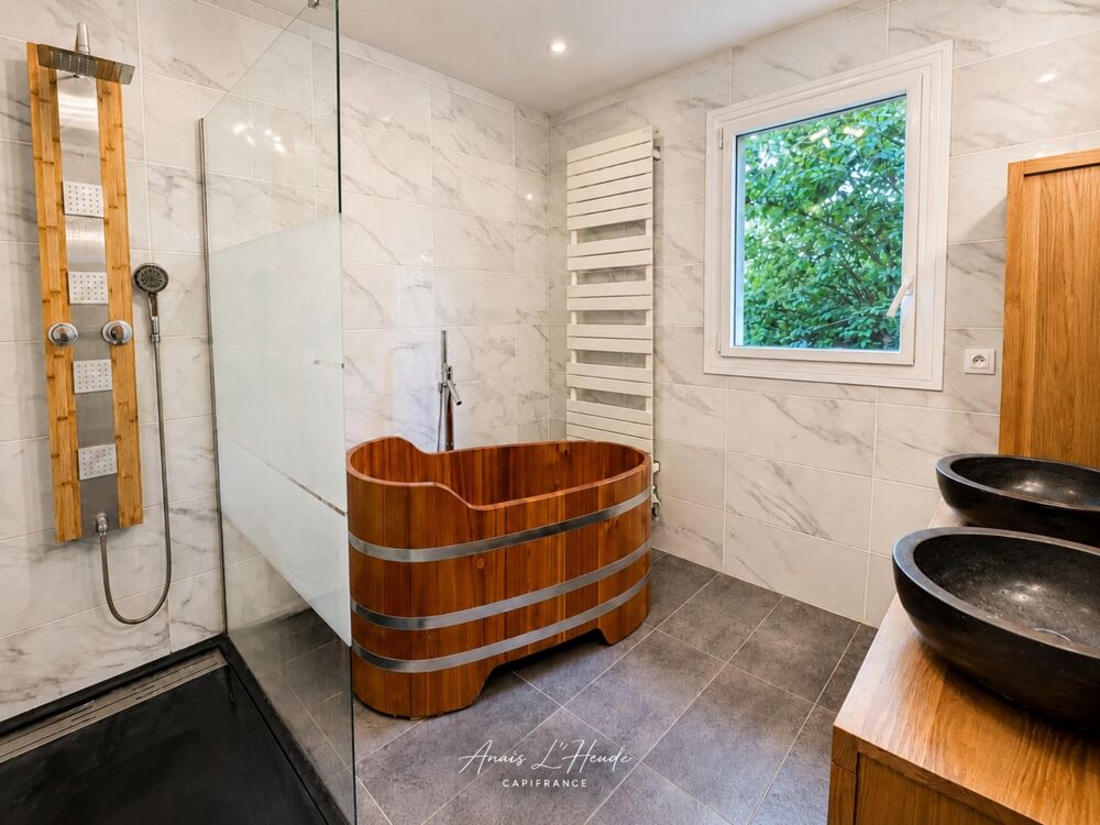 à vendre  Propriété/château Seyssel (74910)
