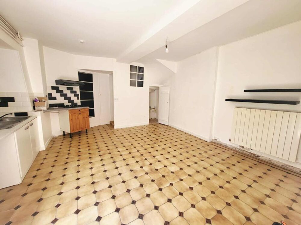 Vente Maison Appartement type maison de ville  2 chambres Etampes