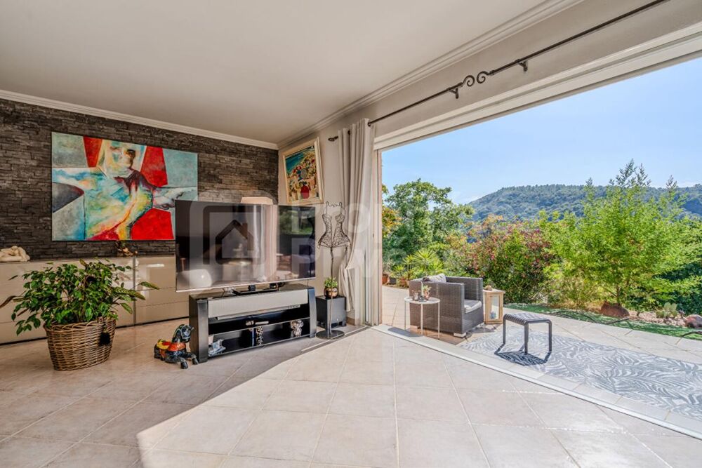 Villa 182m² - 4 pièces - 3 chambres - terrain 1 500 m²