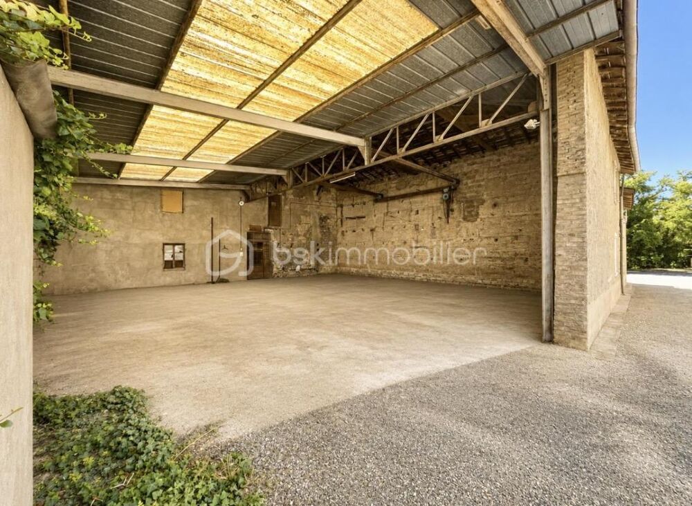 Vente Maison Maison ancienne à réhabiliter – Un projet de vie au cœur de Saint-Didier-de-Formans Saint didier de formans