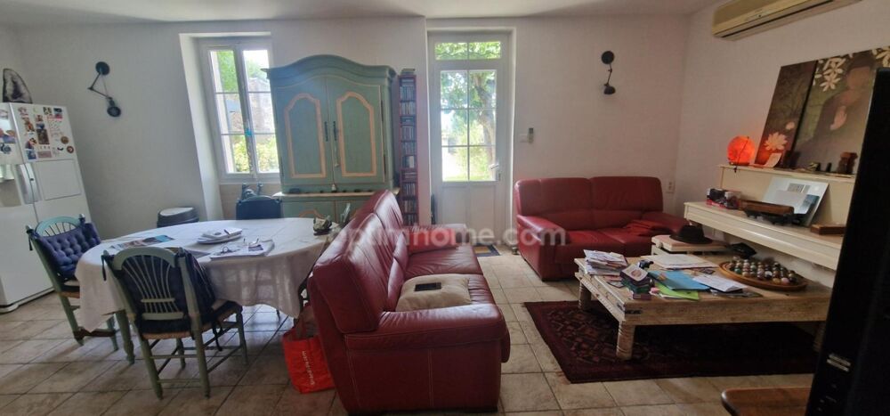 BEAUCOUP DE CHARME, MAISON T4 AVEC JARDIN!
