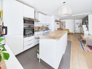  Appartement � vendre 3 pi�ces 75 m�