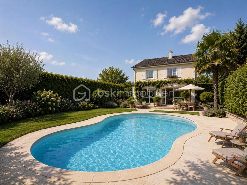 Maison individuelle 180 m2 - 5 chambres - terrain 546 m2 - piscine et Golf