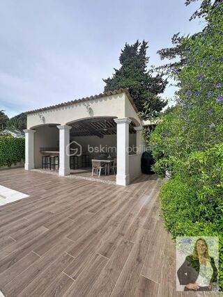 Villa à vendre 6 pièces 202 m²
