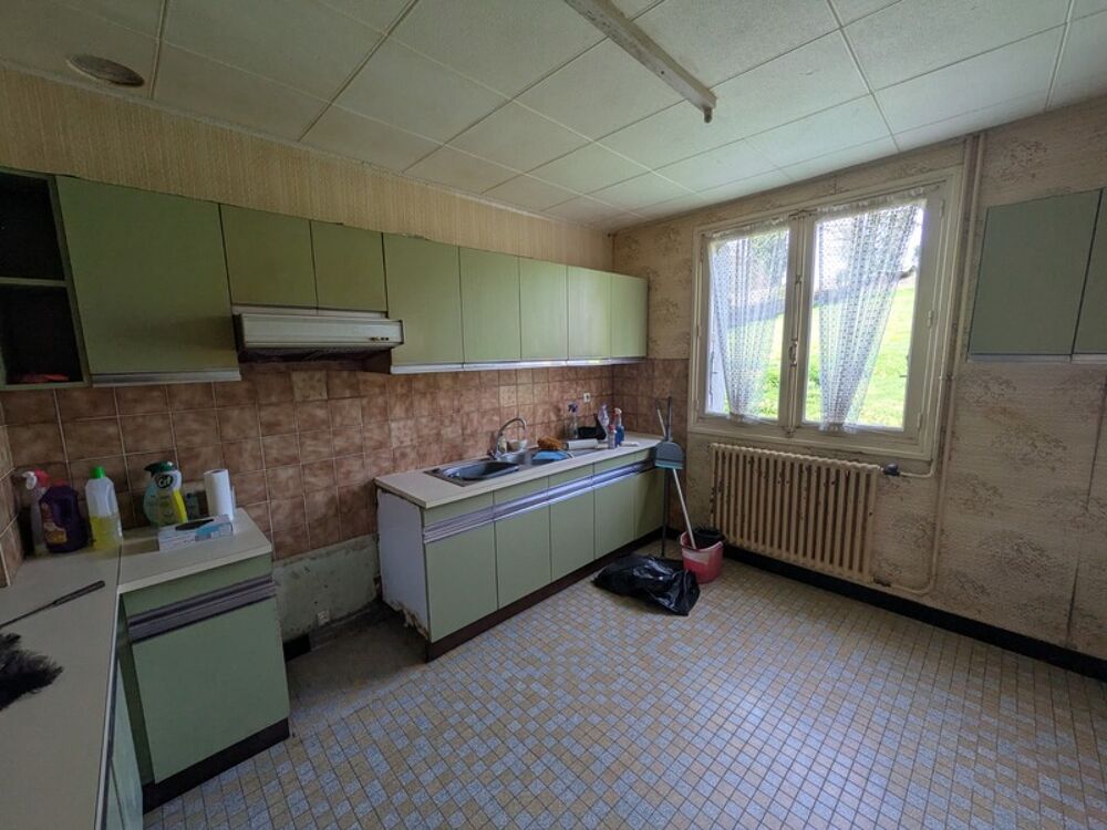 LOCMALO MAISON À RÉNOVER DE 80M² environ 5 pièces parcelle de 1066m² envion