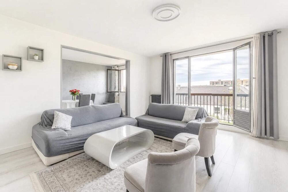 Spacieux 5 pièces avec balcon à Neuilly-sur-Marne