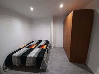  Appartement à louer 2 pièces 37 m²