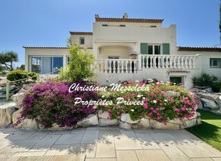  Propriété/château à vendre 5 pièces 197 m²