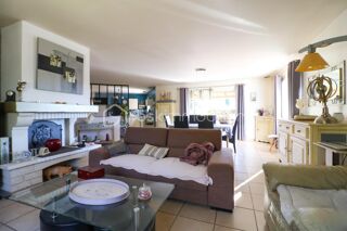  Villa à vendre 6 pièces 192 m²