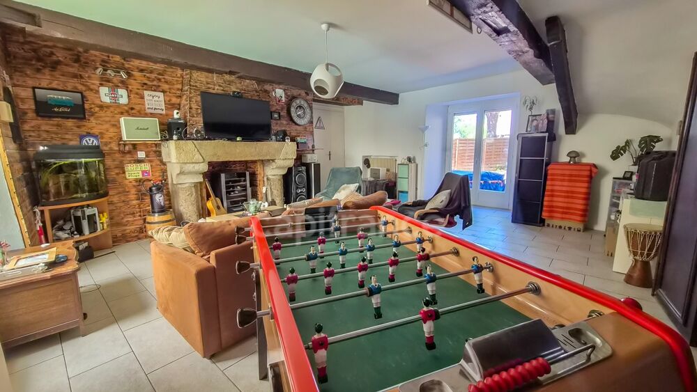 A vendre 8 pièces FONTAINE LA RIVIERE (91) Maison sur sous-sol avec cave voûtée et piscine