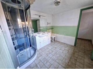  Immeuble � vendre 7 pi�ces 180 m�