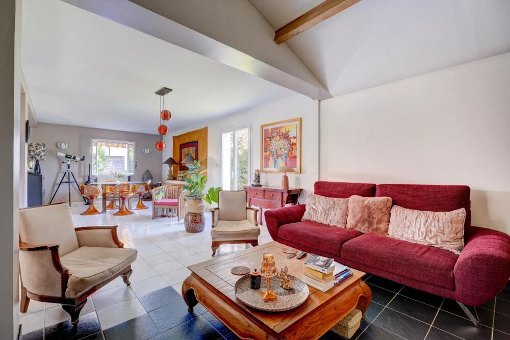 Vente Maison Maison de 4 pièces de 112 m² à Décines-Charpieu Decines charpieu