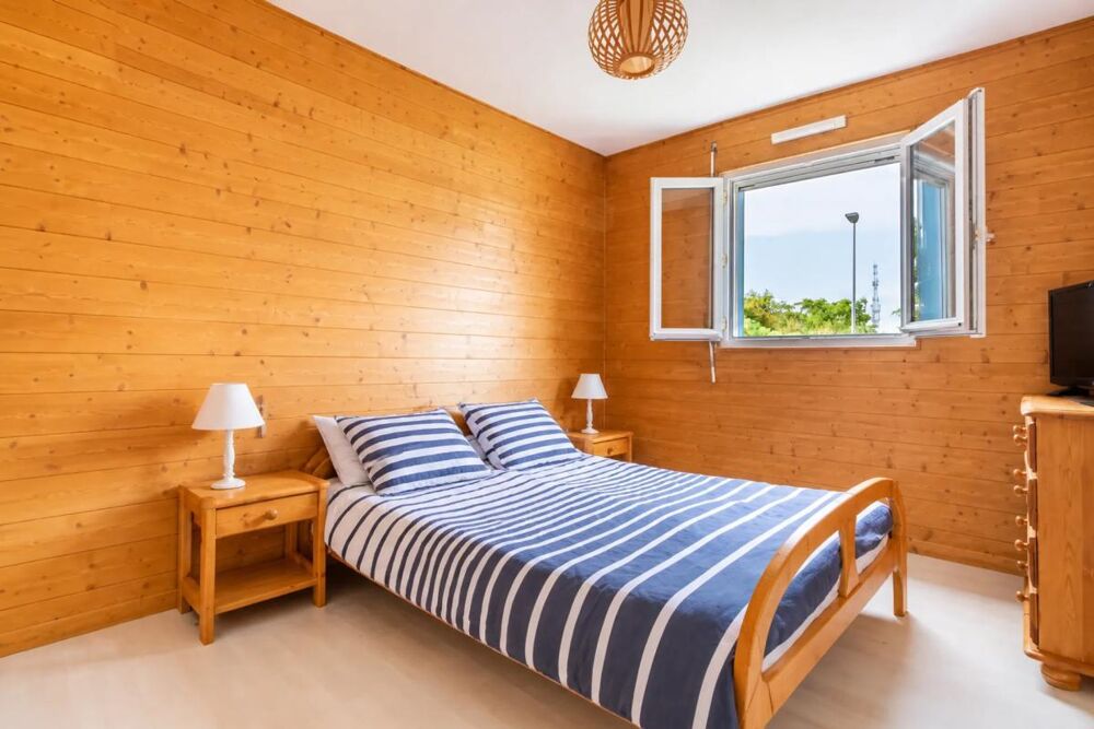Maison plain pied 5 pièces de 101 m² à Thouaré-sur-Loire