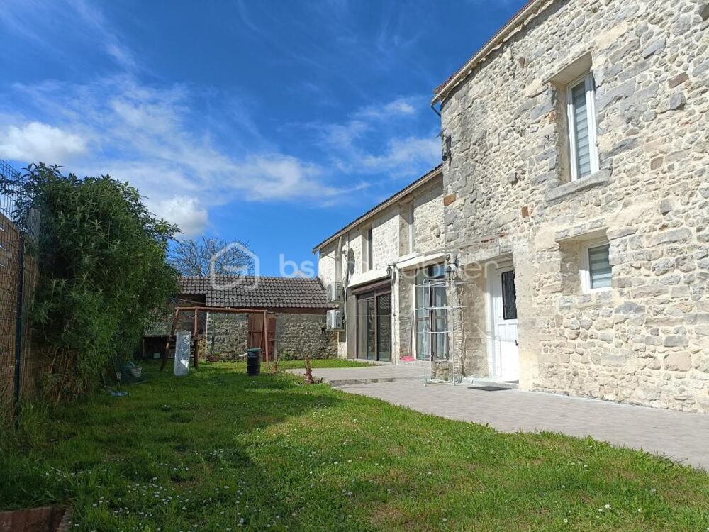 Maison 5 pièces 221 m² · à Villeneuve sur Auvers · 221 m² · 360 000 €