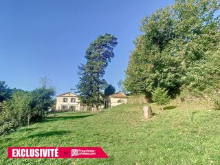  Maison à vendre 15 + pièces 245 m²