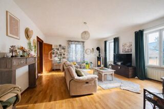  Propriété/château à vendre 8 pièces 220 m²