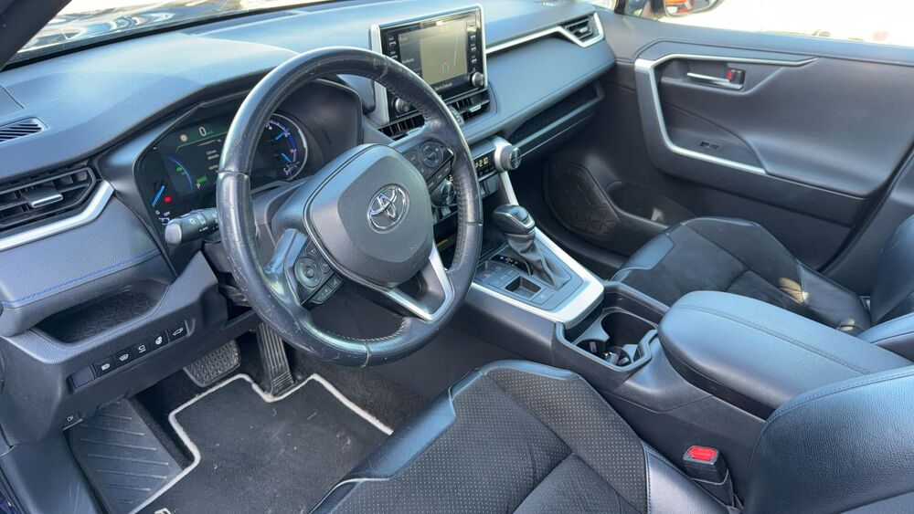 RAV 4 2.5 VVT-iE 218 Hybrid E-CVT Collection 2019 occasion 37230 Fondettes