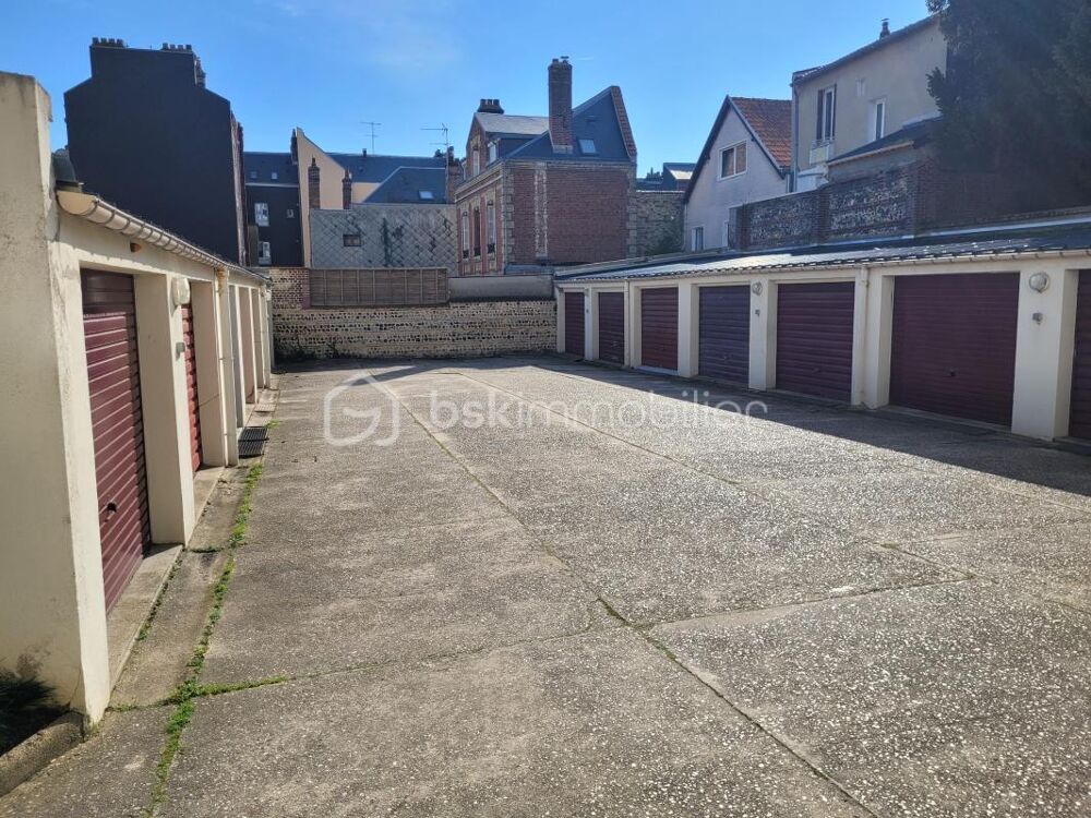 Appartement F4, ascenseur, cave, garage, balcon et terrasse