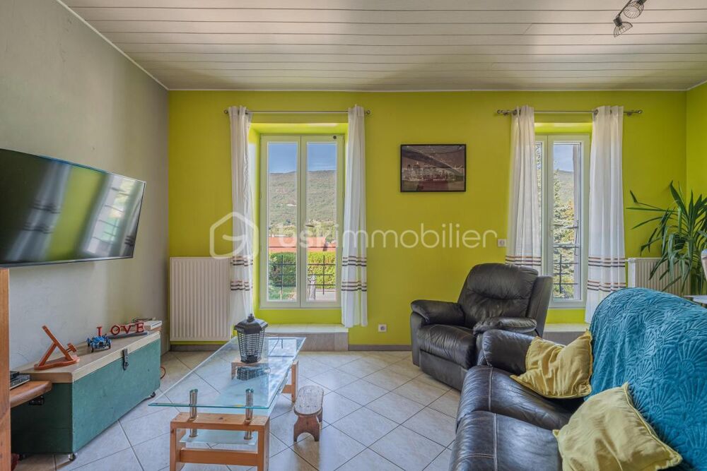Maison 6 pièces  136 m²  Grand terrain de 2 792 m²  Seyssel (74)