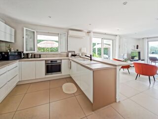  Villa à vendre 5 pièces 159 m²