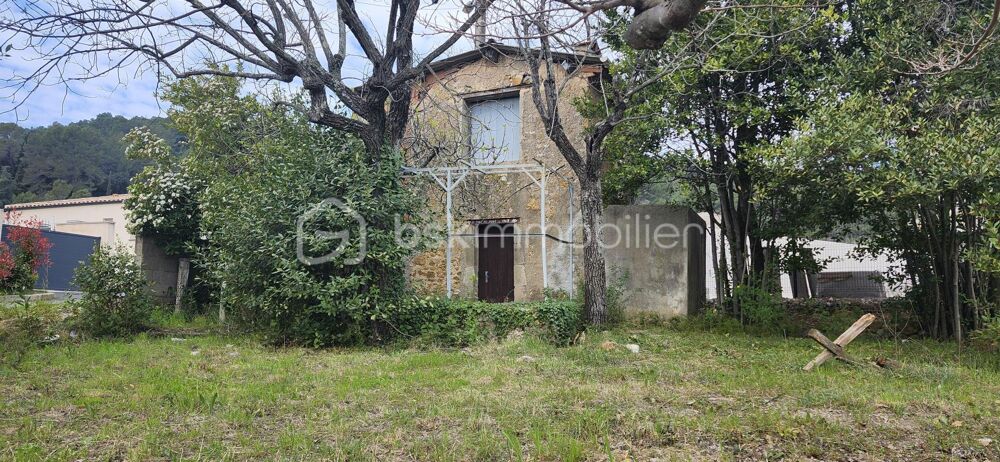Mazet 24 m2 sur terrain constructible