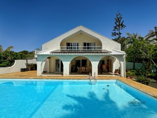  Maison � vendre 5 pi�ces 220 m�