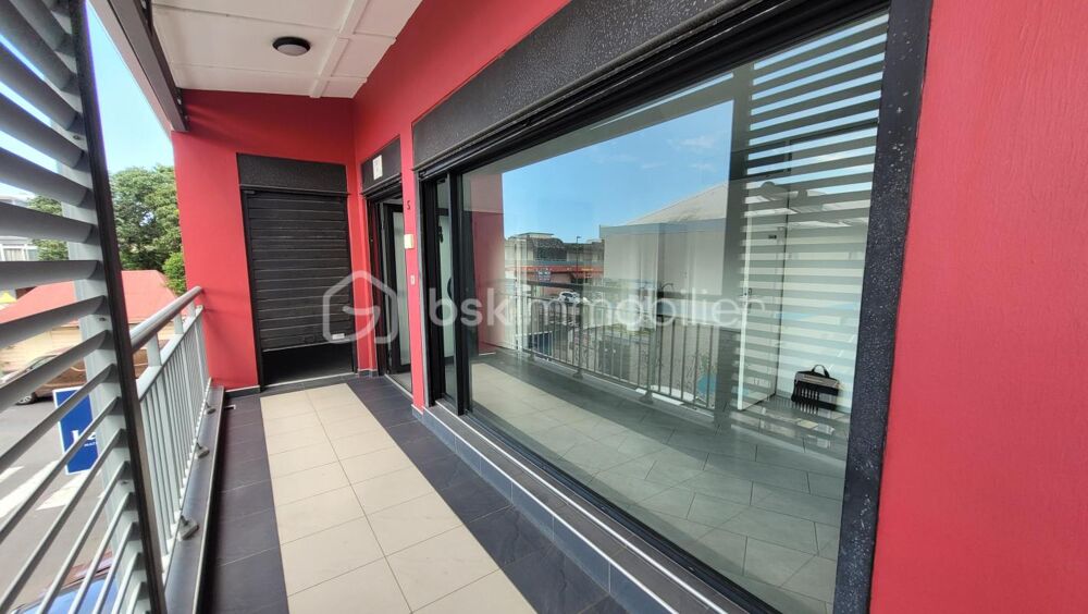   Location Local Commercial ou Professionnel de 110 m² sur L'Étang-Salé 