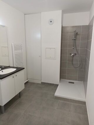  Appartement à louer 1 pièce 36 m²