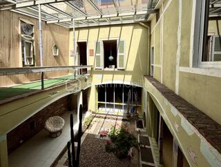  Immeuble � vendre 10 pi�ces 390 m�