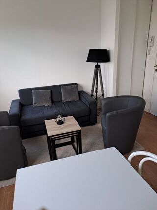  Appartement à louer 2 pièces 32 m²