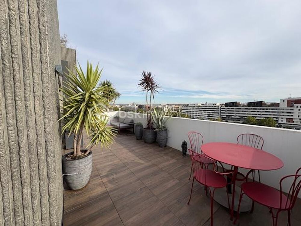 Appartement d'exception au dernier étage à Montpellier, avec toit végétalisé et climatisation gainable