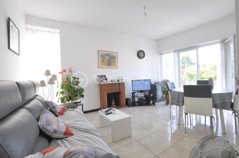 Vente Appartement Appartement T3 Nîmes Jean Jaurès 64m2 Nimes