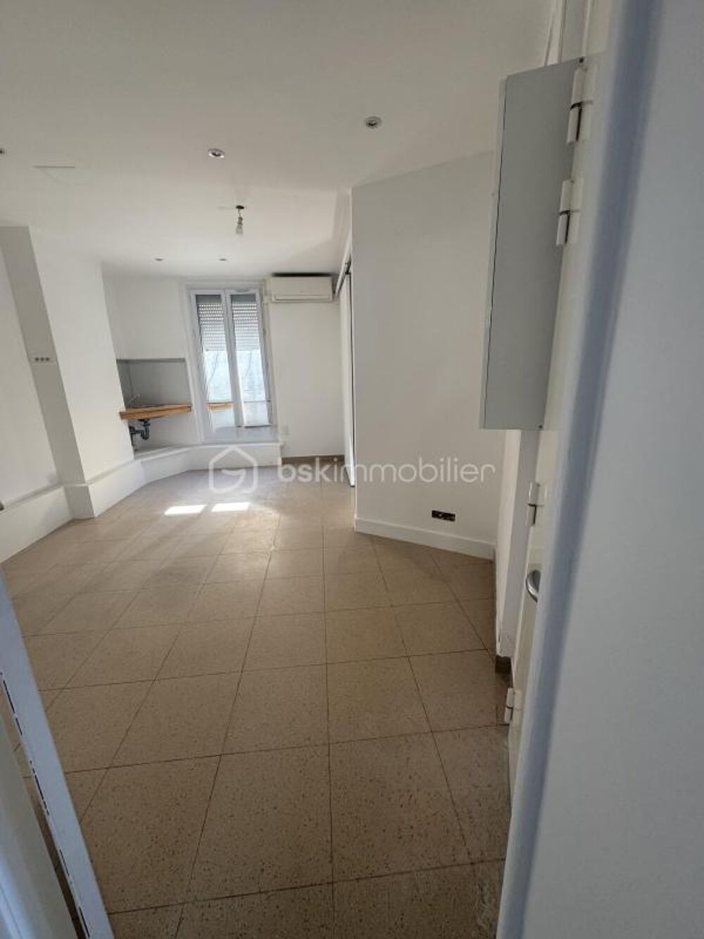 Vente Appartement Charmant appartement des années 40 au cœur de l'animation urbaine Aubervilliers