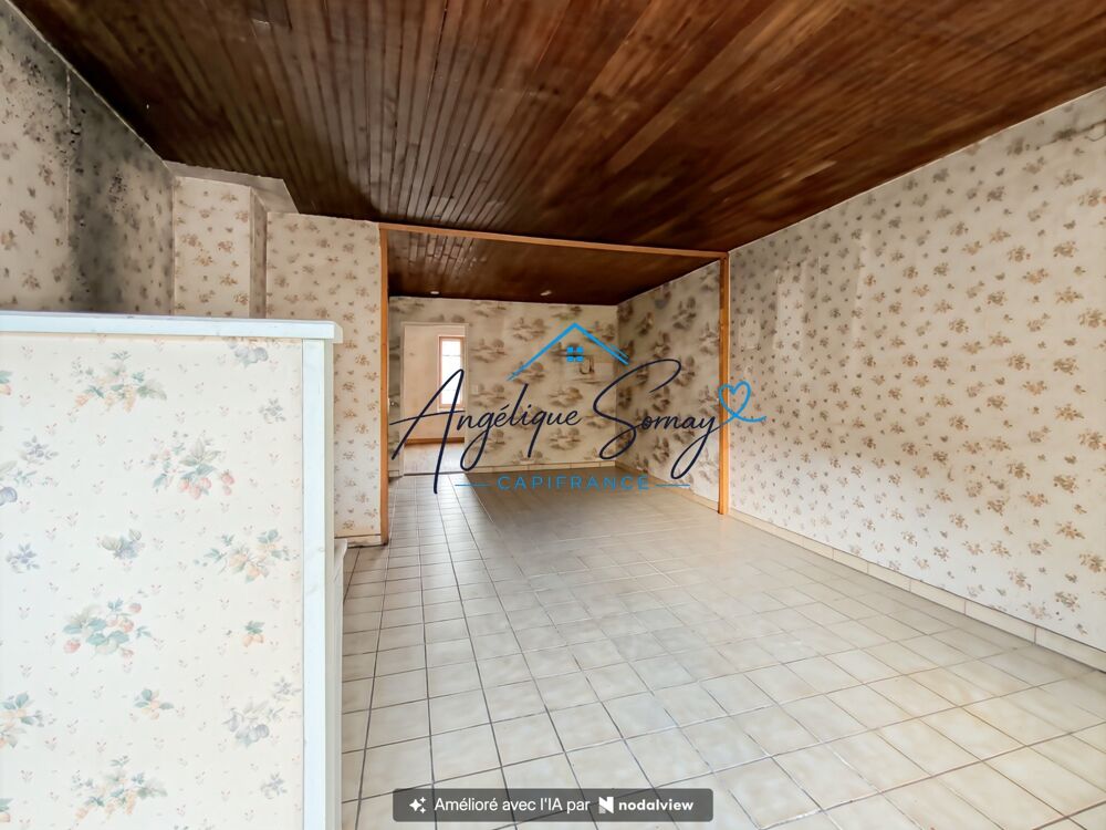 Vente Maison CESANCEY - Maison à rénover avec balcon, combles aménageables Cesancey